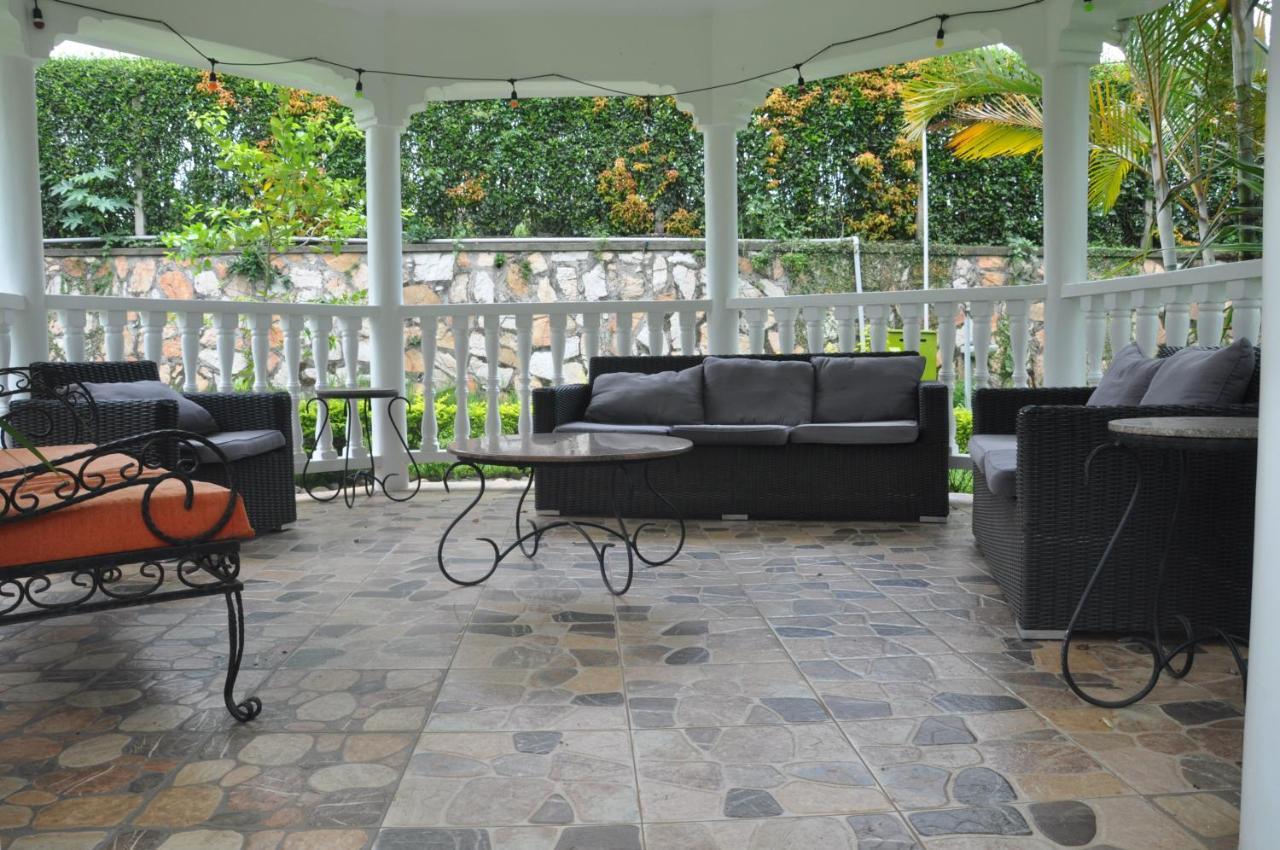 Home Bliss Hotel- Fort Portal Uganda 외부 사진